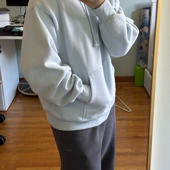 *SOLD* Cozy AF Boyfriend Hoodie size 1 TNA Aritzia - Picture 3 of 8